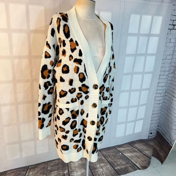 Who What Wear White Brown Cheetah Print Knit Cardigan Sweater Size XL - Picture 2 of 9